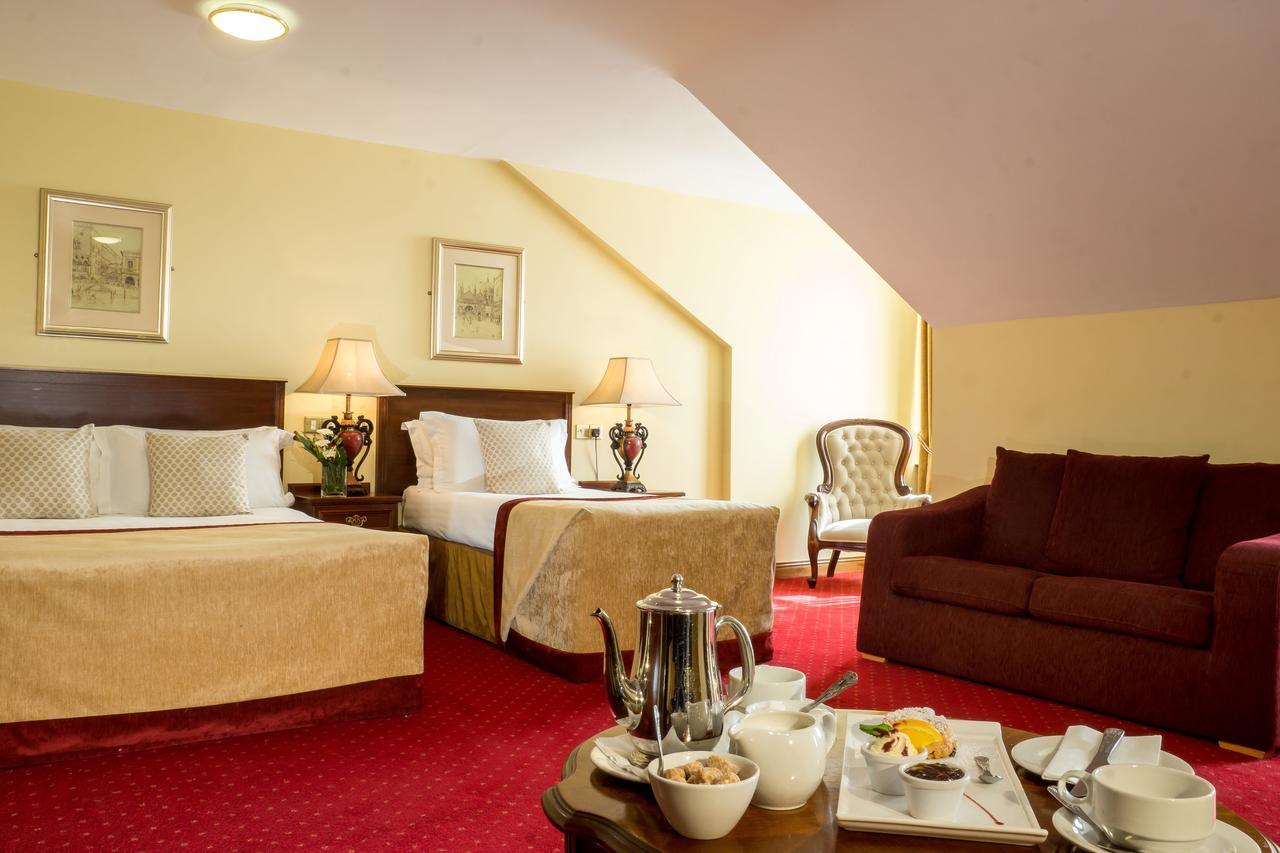 Meadow Court Hotel Loughrea Luaran gambar
